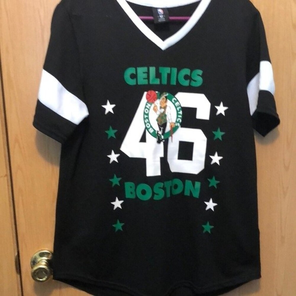 Boston Celtics jersey like knit top size large NWOT